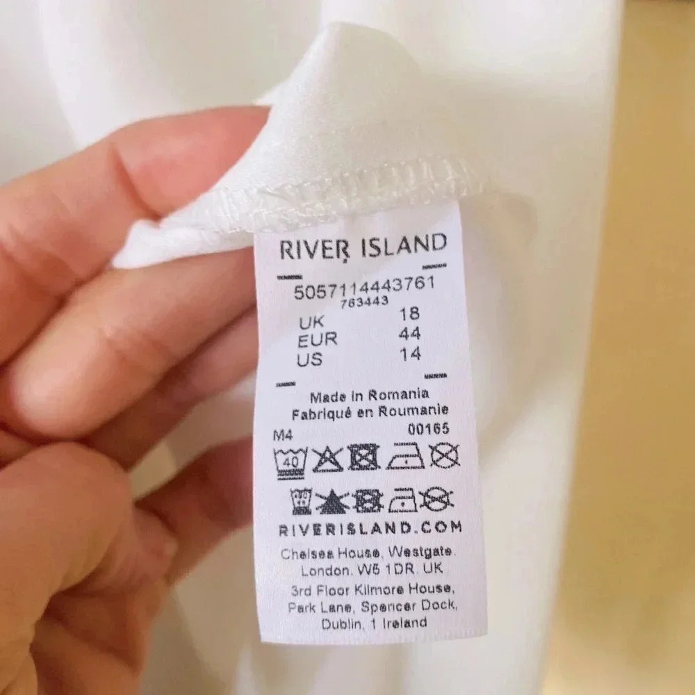 River Island White Long Sleeve Cutout Top Mock Neck Size 14 - Picture 12 of 13